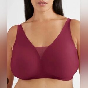 Knix Your Shadow Mesh Bra in Red Velvet. Size XL+ (38D/DD)
